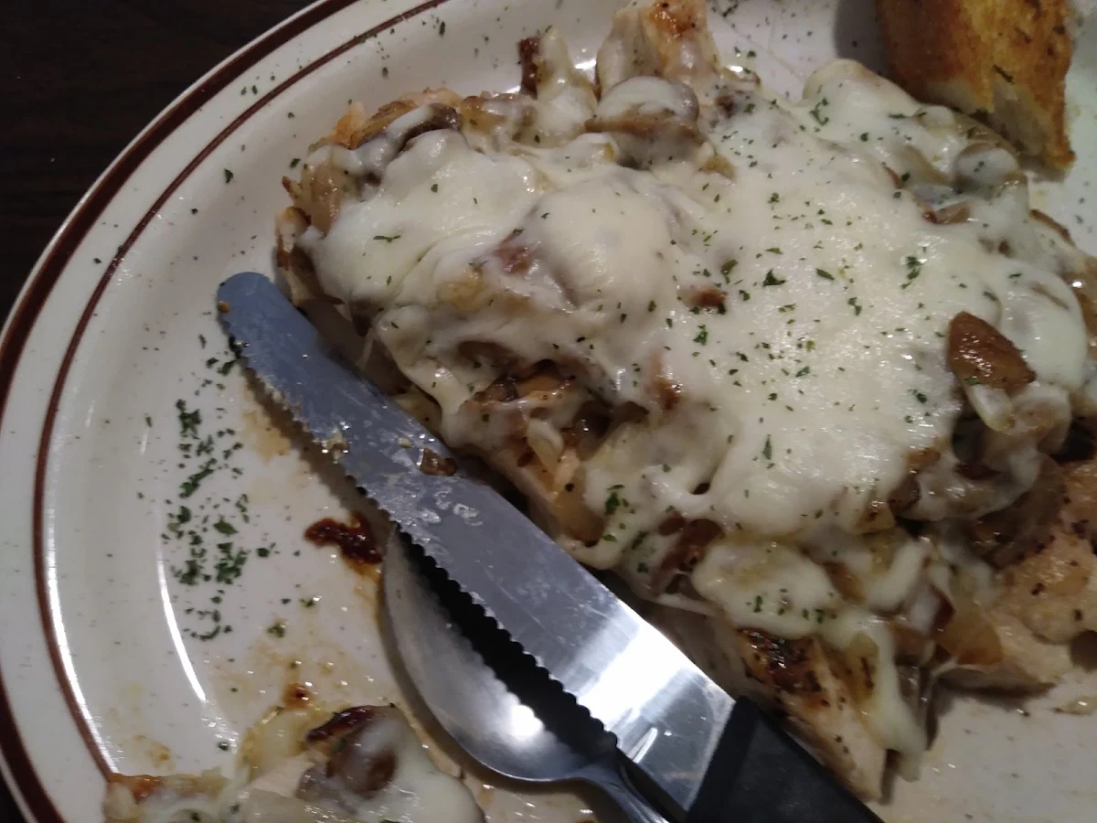 Chicken & Mushroom Entree'