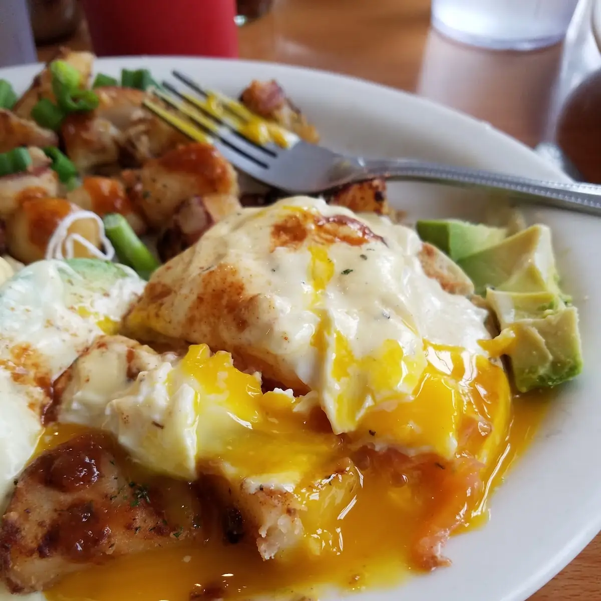 Smoked Salmon and Avocado Benedict