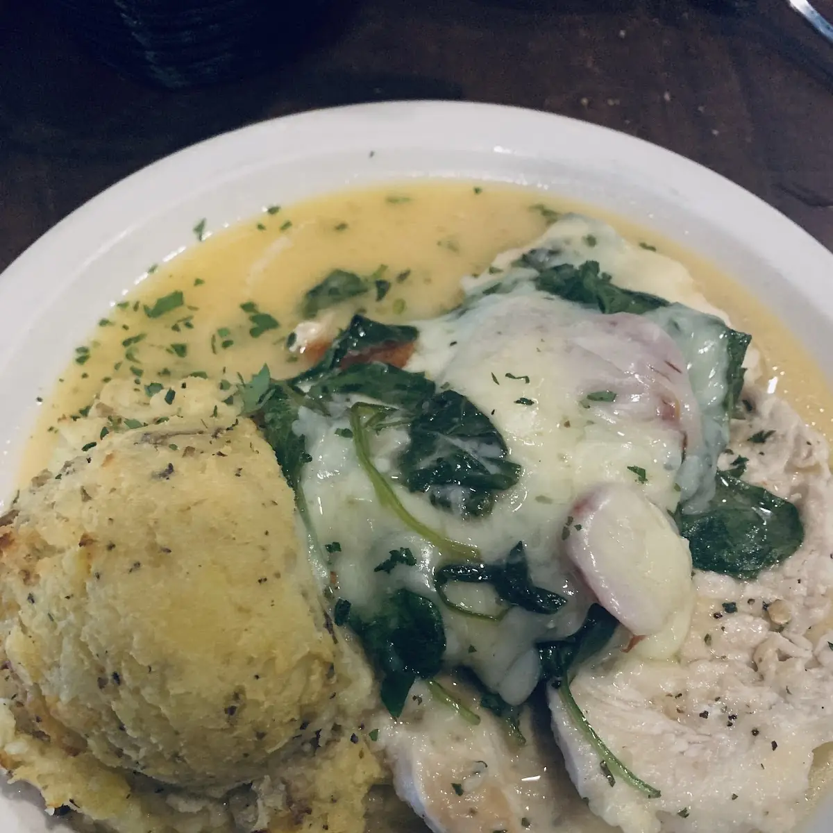 Spinachs Roasted Garlic Ravioli WL Roasted Chicken