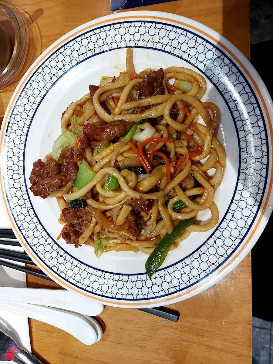 Highlights, Omni Noodle Palace(Yonge Sheppard Centre) 东方宫兰州牛肉拉面