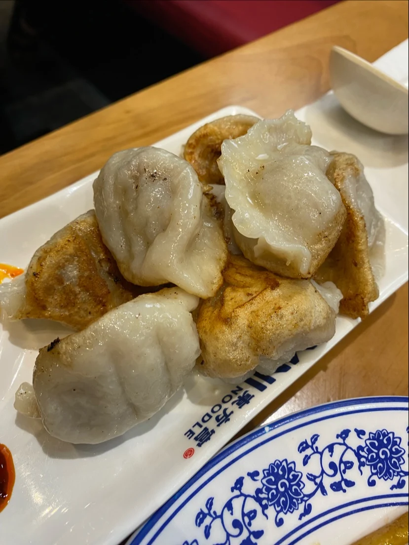 Pan-Fried Dumplings with Sauce, Omni Noodle Palace(Yonge Sheppard Centre) 东方宫兰州牛肉拉面