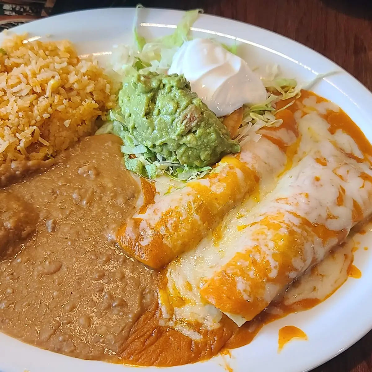 Burrito Chile Con Queso