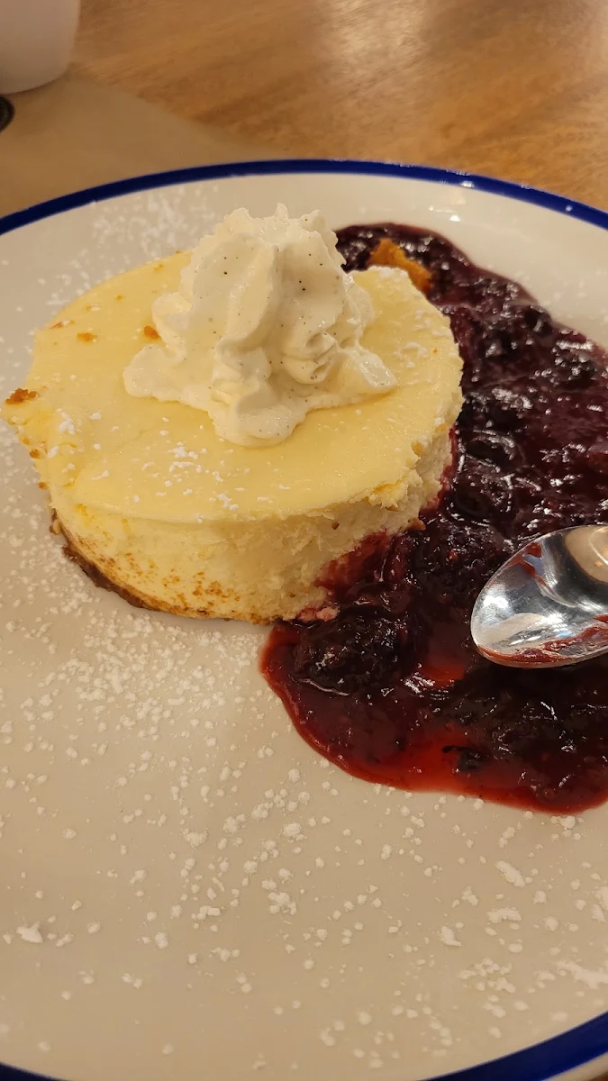 Cheesecake, Scaddabush Italian Kitchen & Bar Whitby