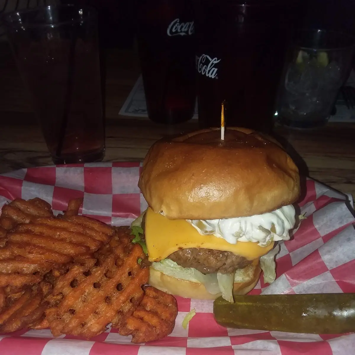 Blackend Olive Burger