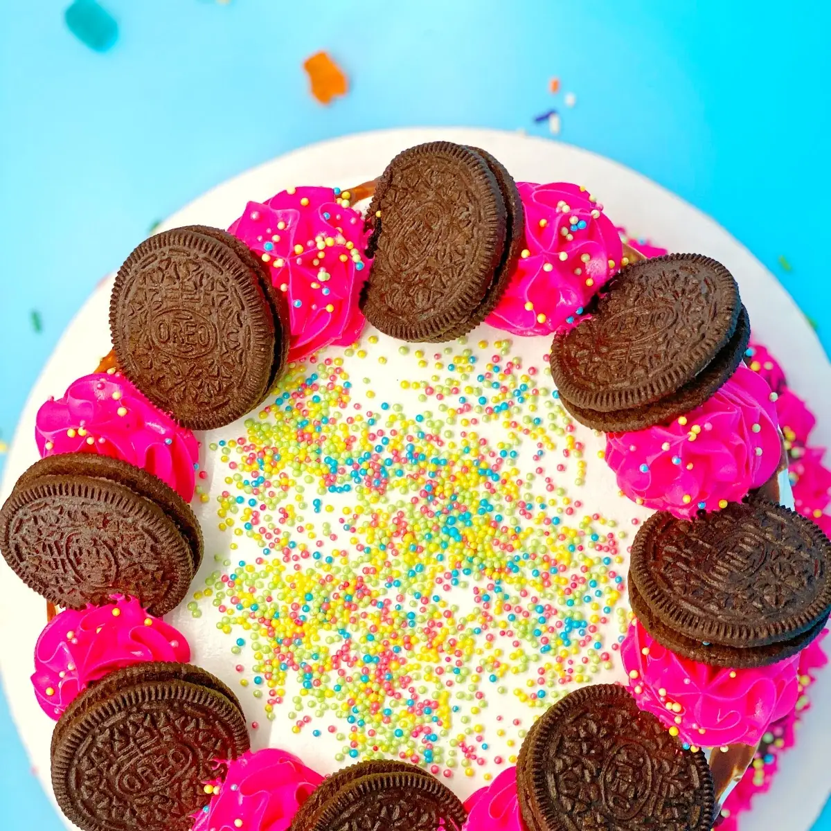 8 Round Frozen Yogurt Cake