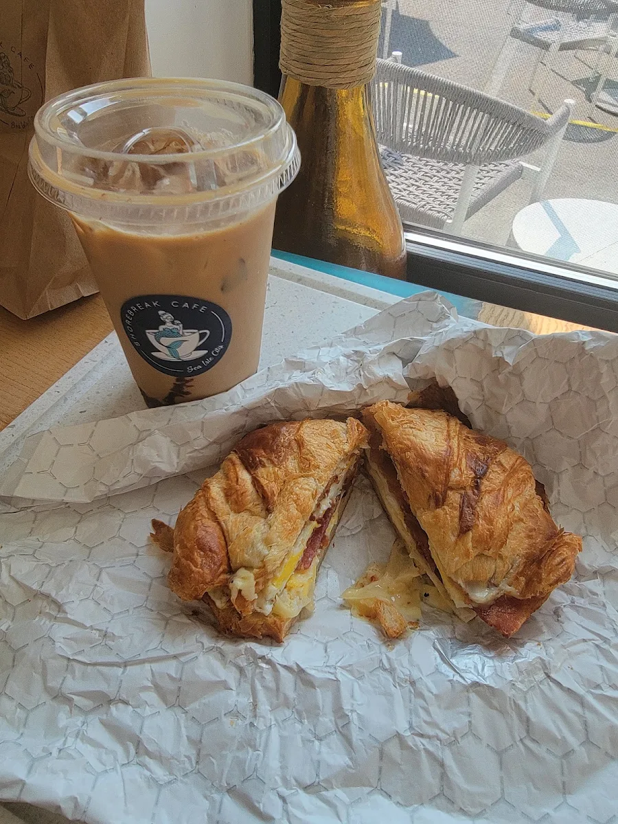 Bacon Egg and Cheddar Croissant