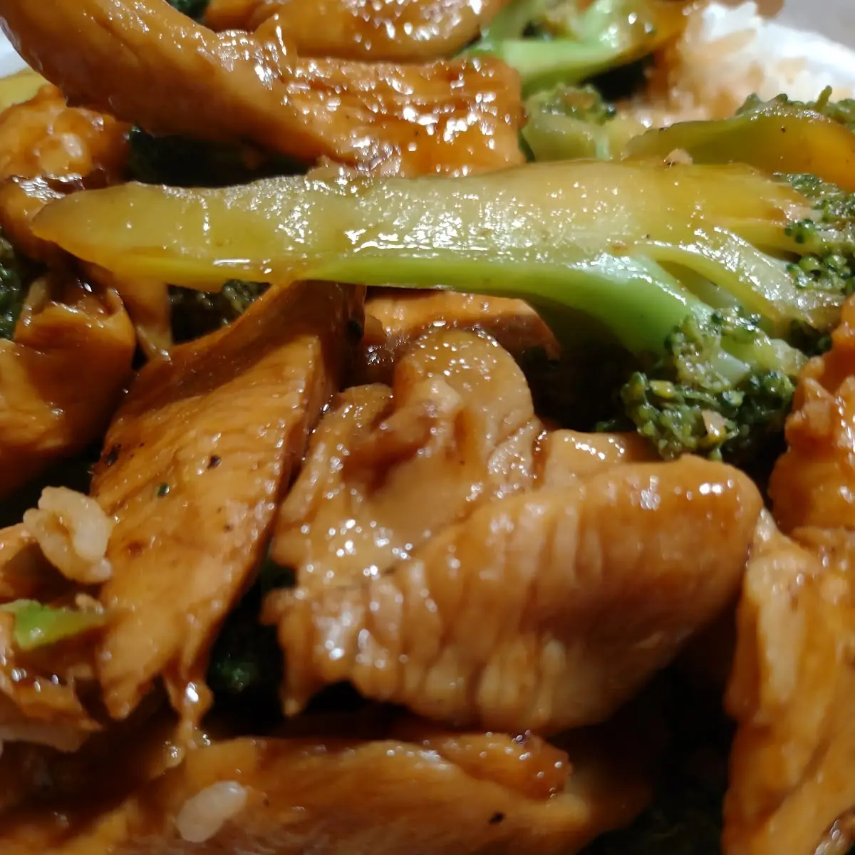 Chicken and Broccoli w White Rice