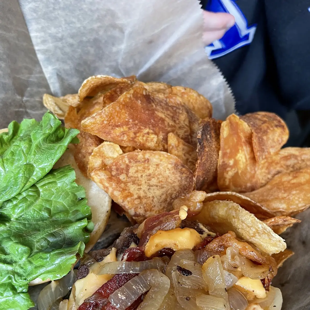 Beer Cheese Burger with House Chips