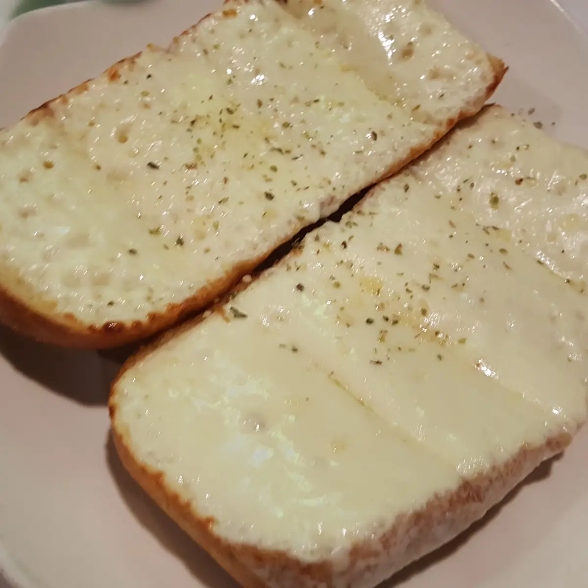 Cheesy Garlic Bread
