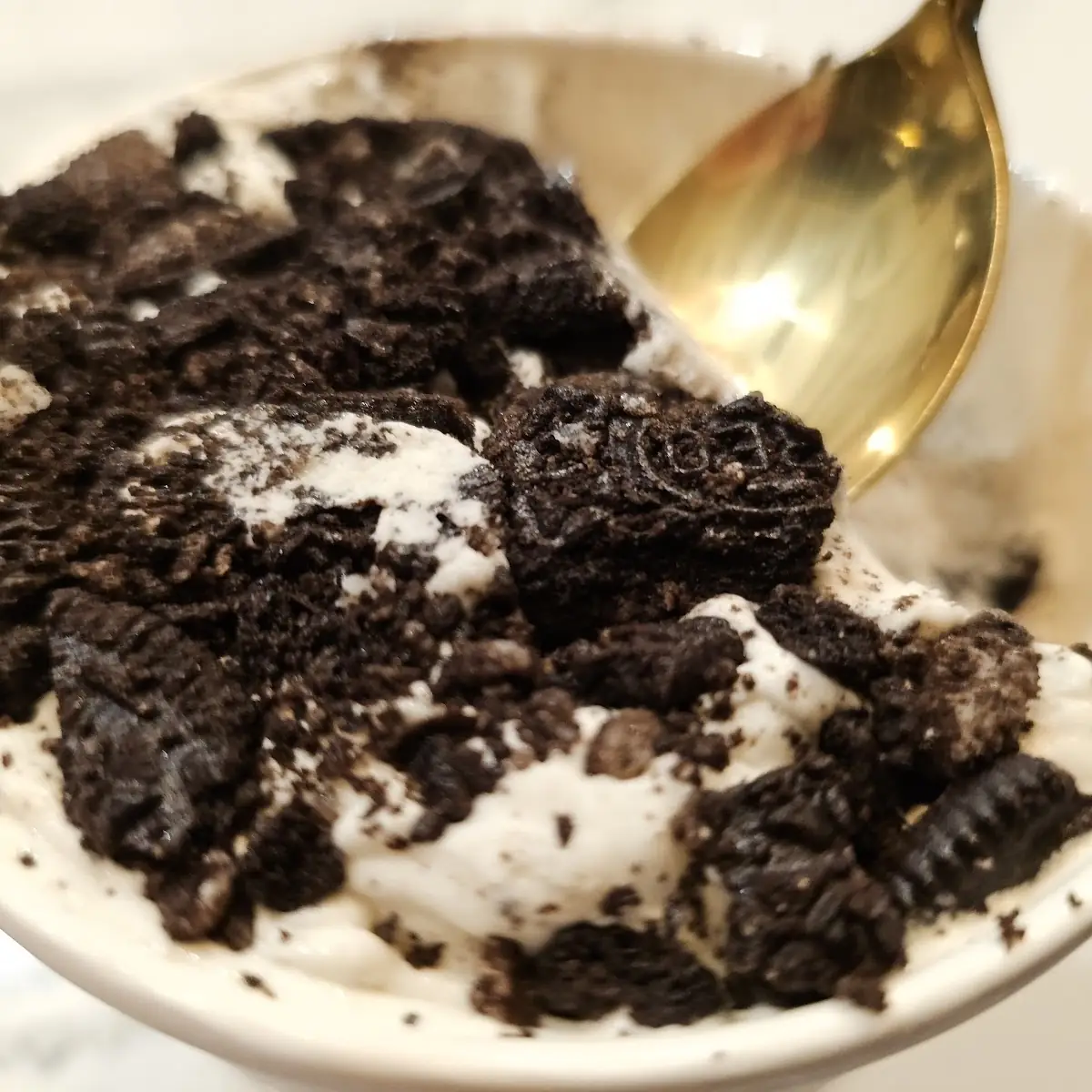 Quart Oreo Cookie