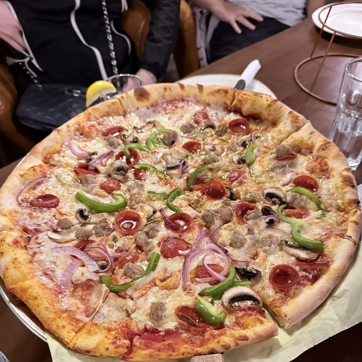10 Personal Pizza