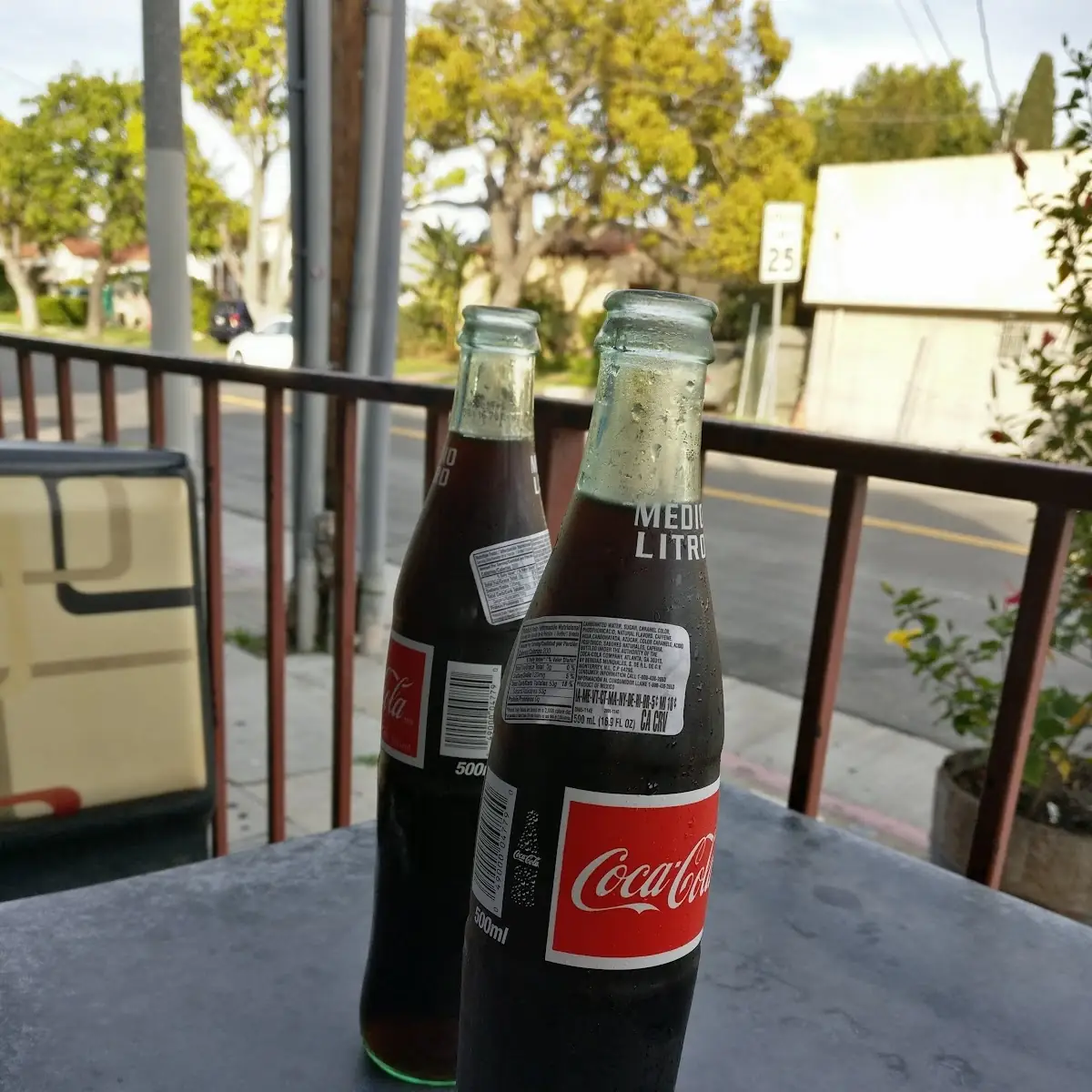 Coke Bottle Medio Litro
