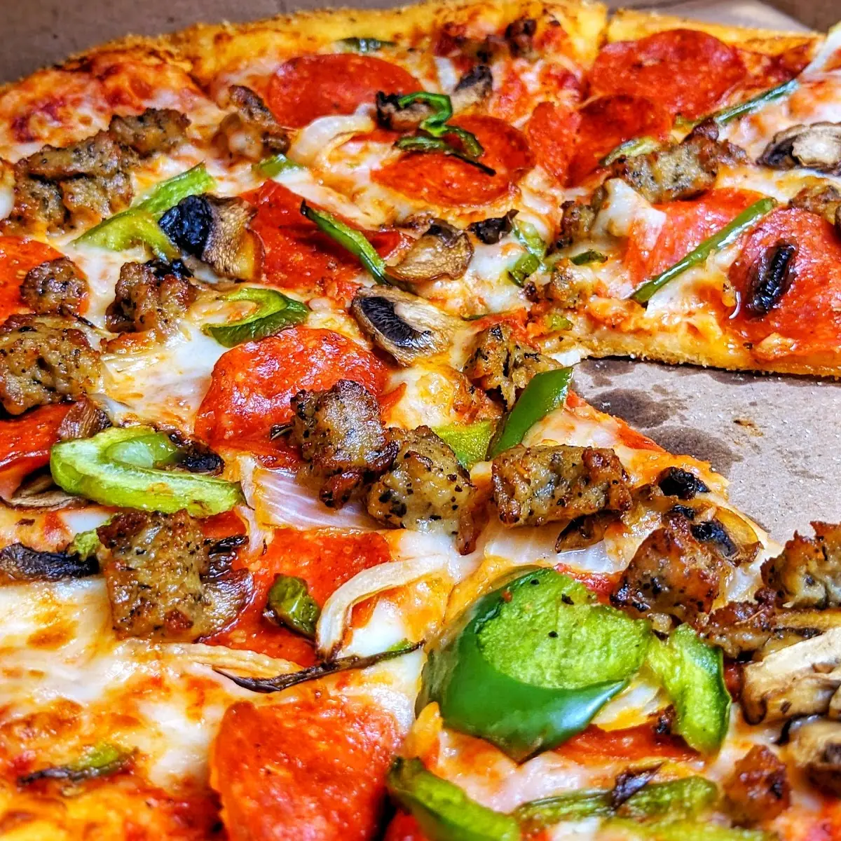 Deluxe Specialty Pizza