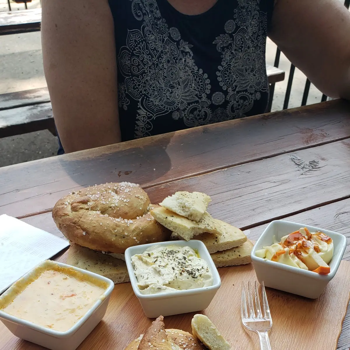 Pretzel & Beer Cheese