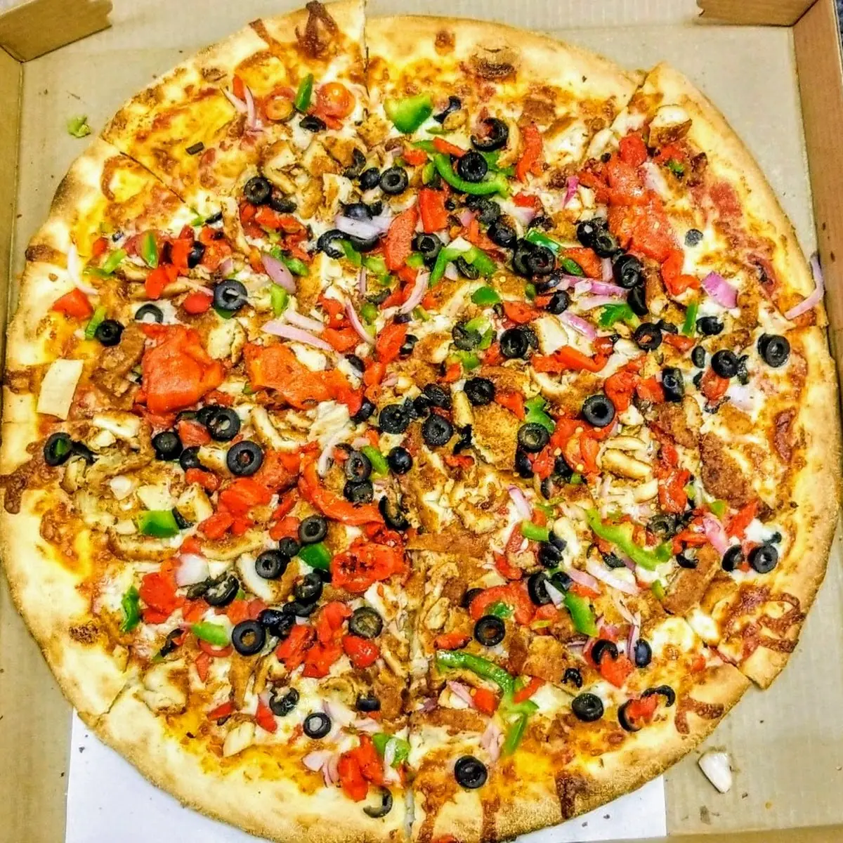 Chicken and Veggie Pizza