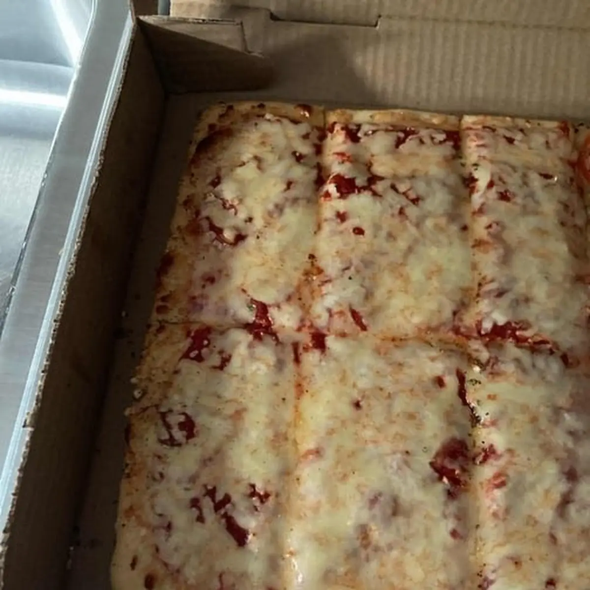 Red Pizza