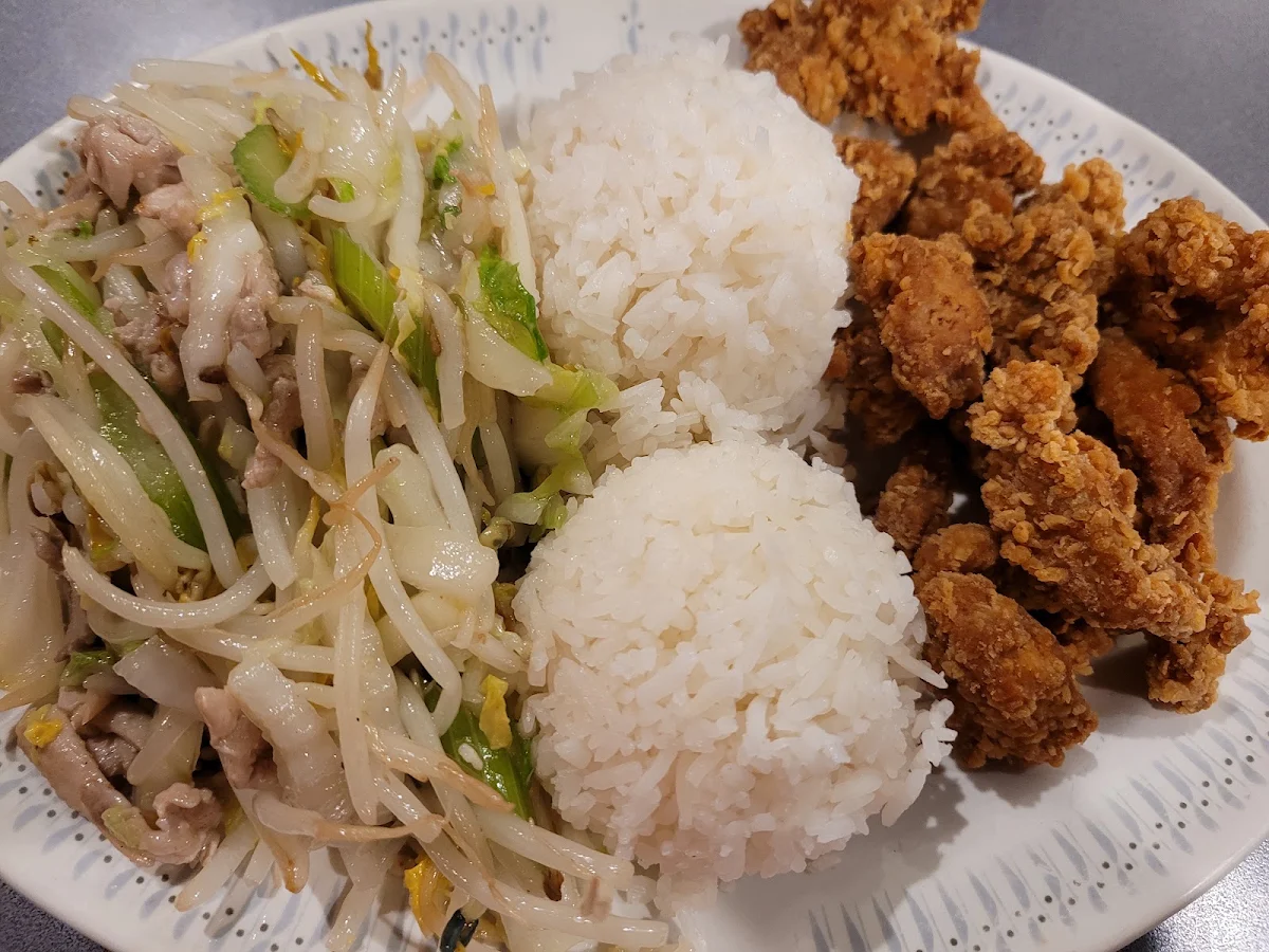 2 Chicken Chow Mein
