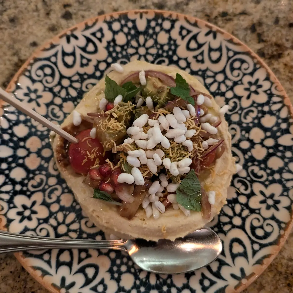 Bhel Hummus
