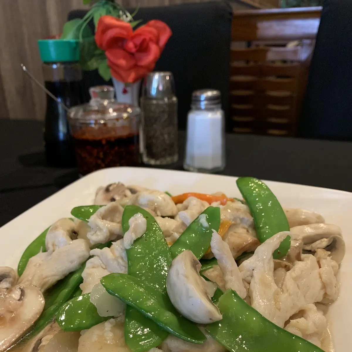 Chicken w Snow Peas