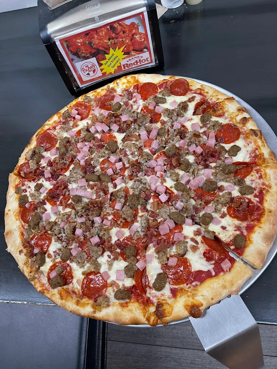 Meat Lovers Pizza with Pepperoni