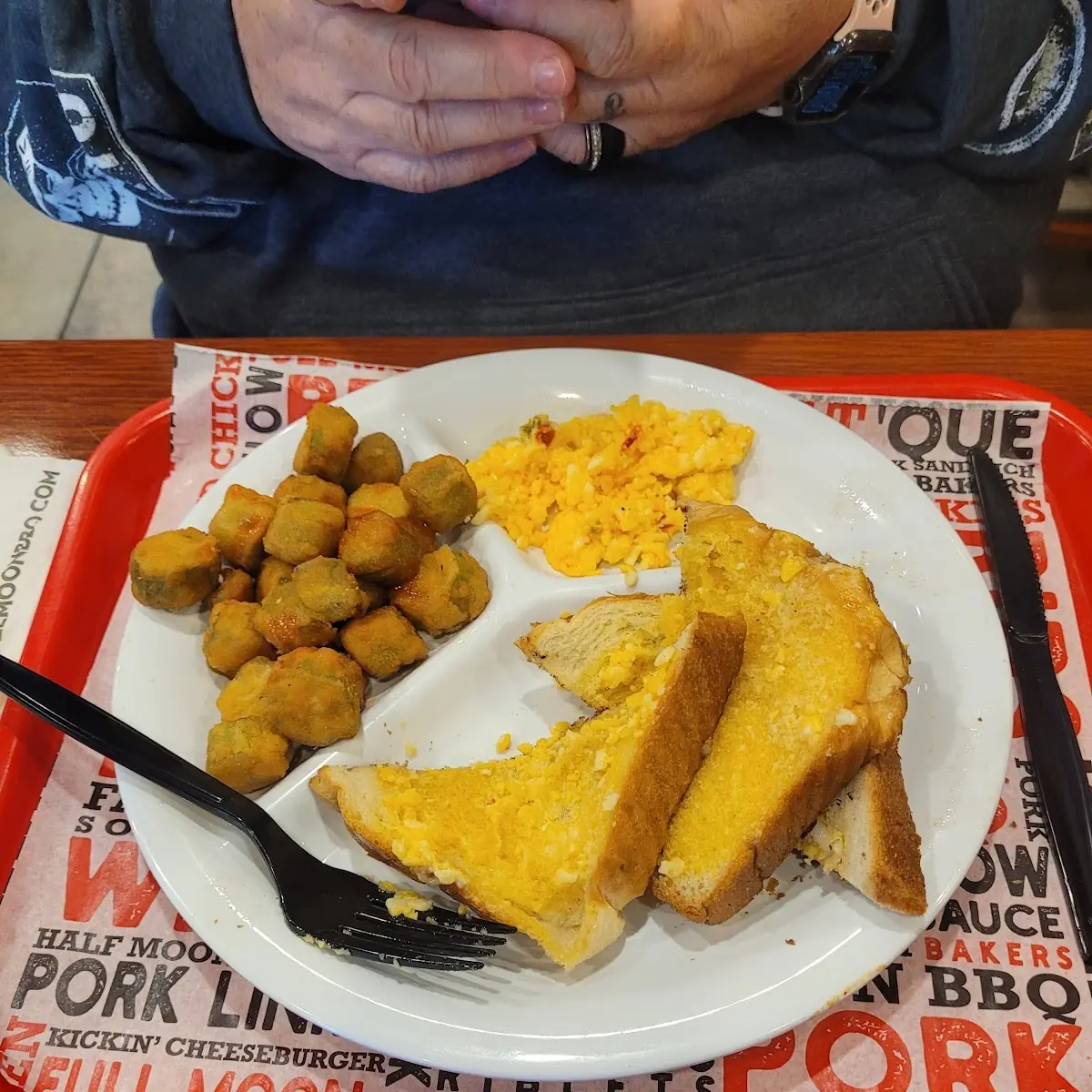 Buttered Toast with Pommento