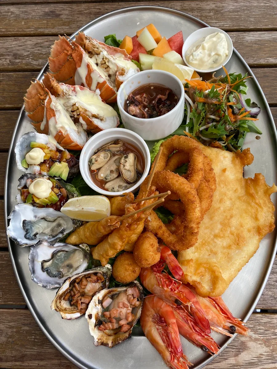 Hot Cold Seafood Platter for Two, Grenny's Restaurant