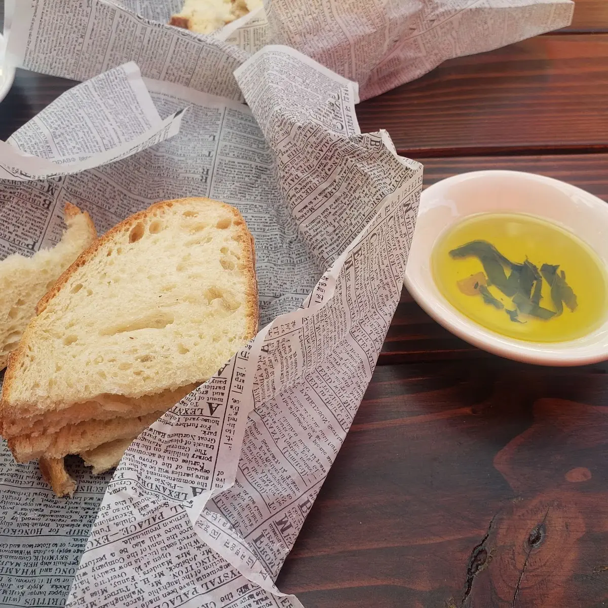 Hot Bread with Olive Oil