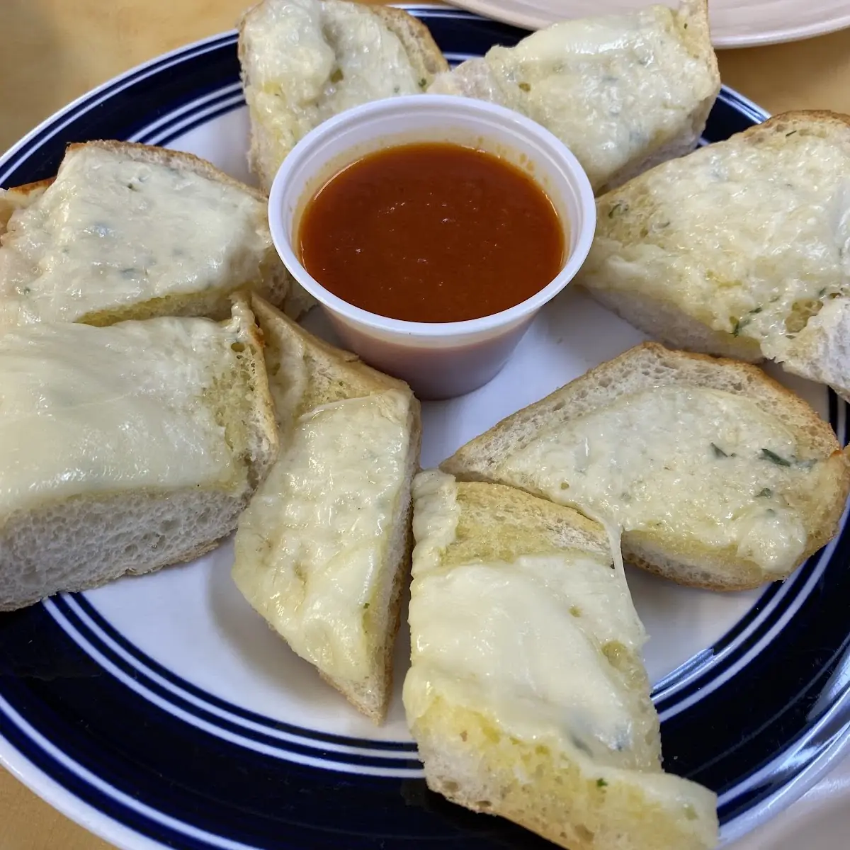 Garlic Bread with Mozzarella