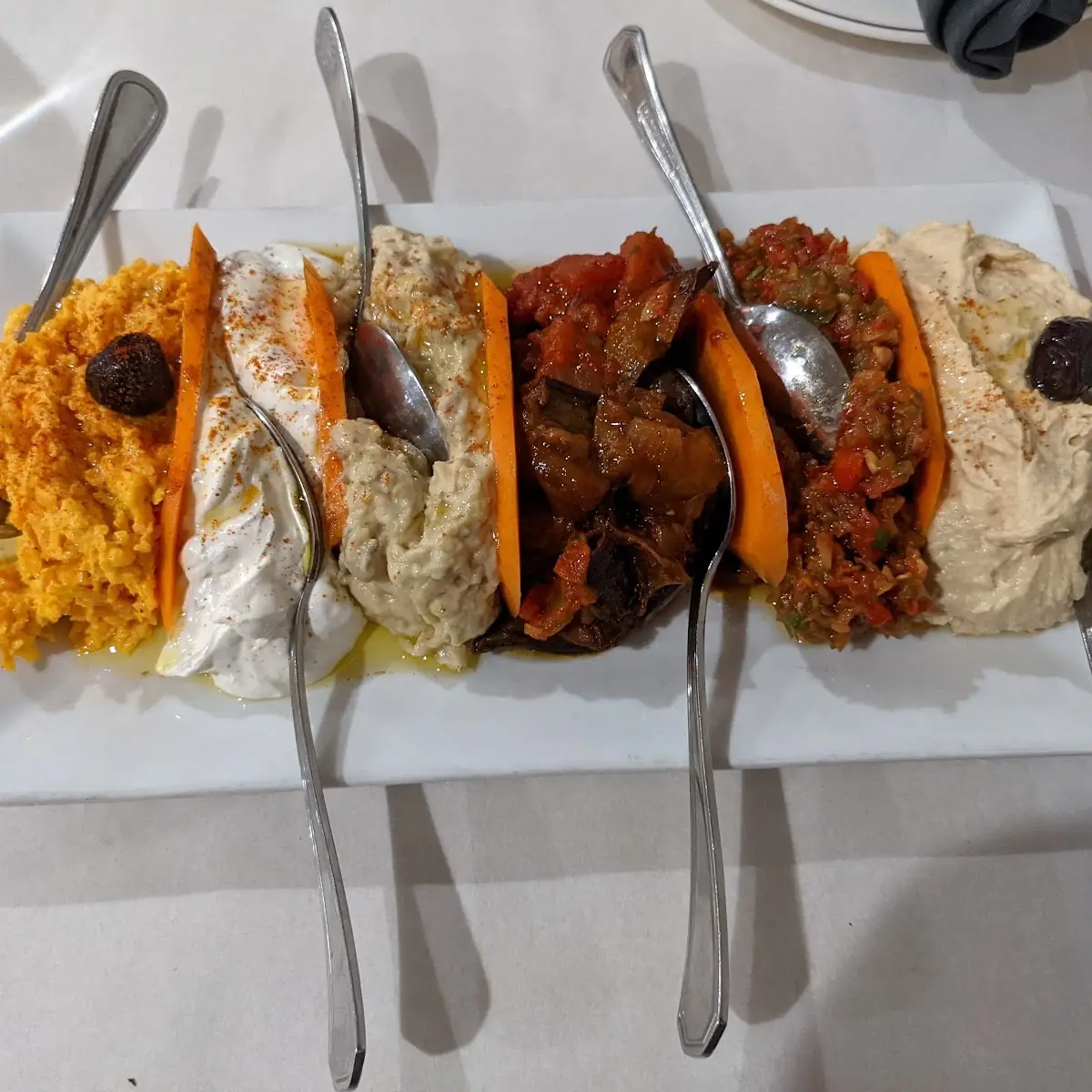 Mix Cold Appetizer Sampler