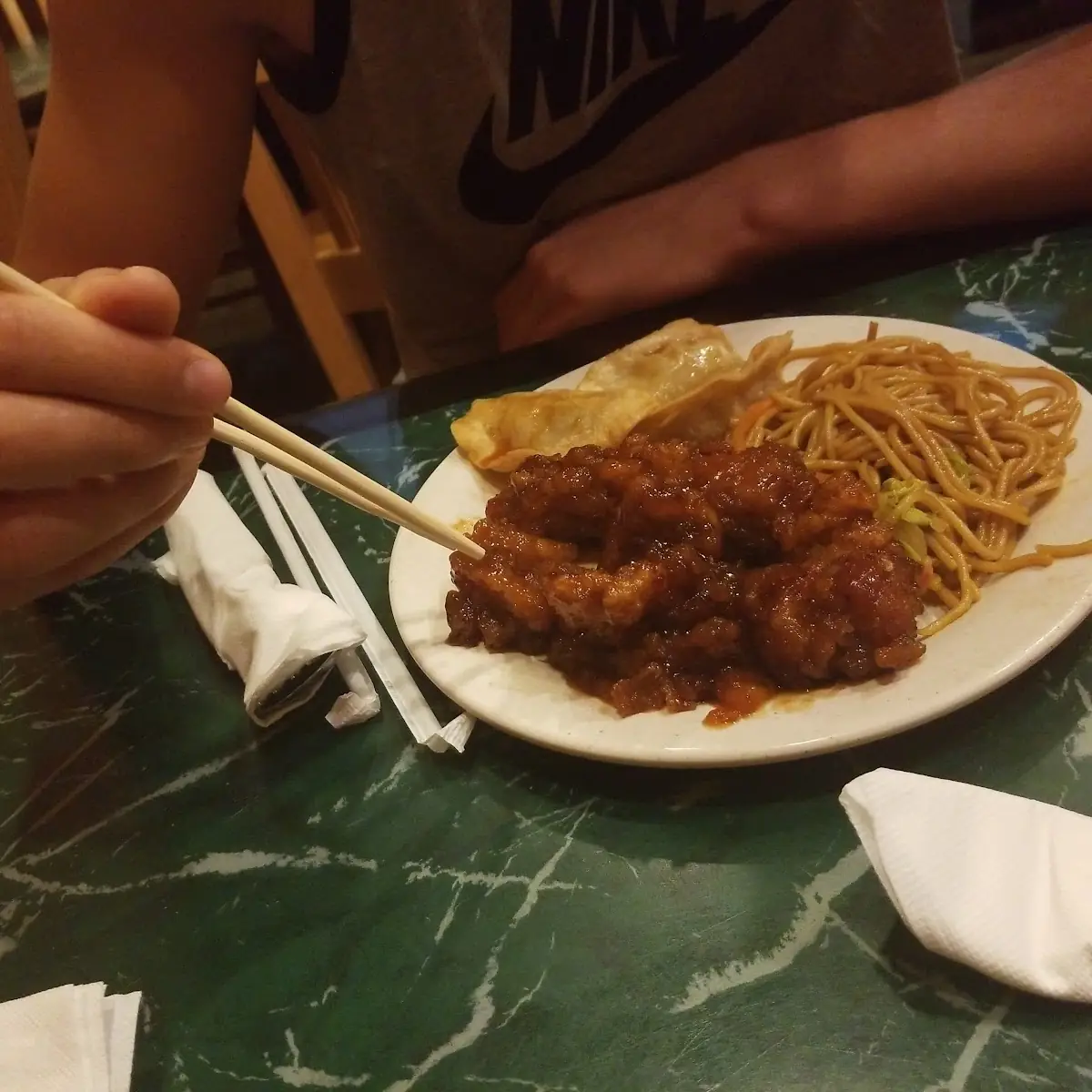 Lo Mein General TSO's Chicken