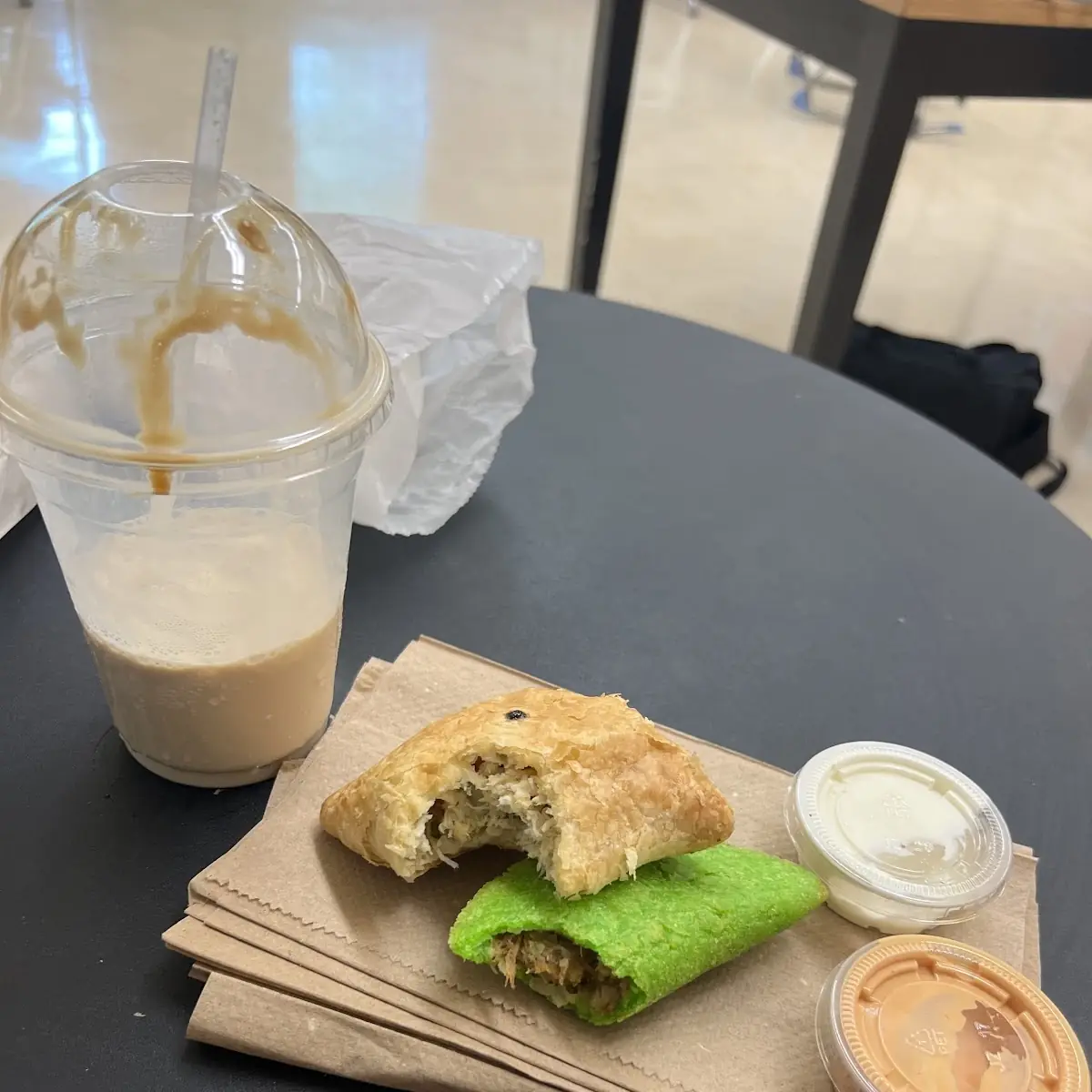 Lemon Empanada Chicken Puff Pastry
