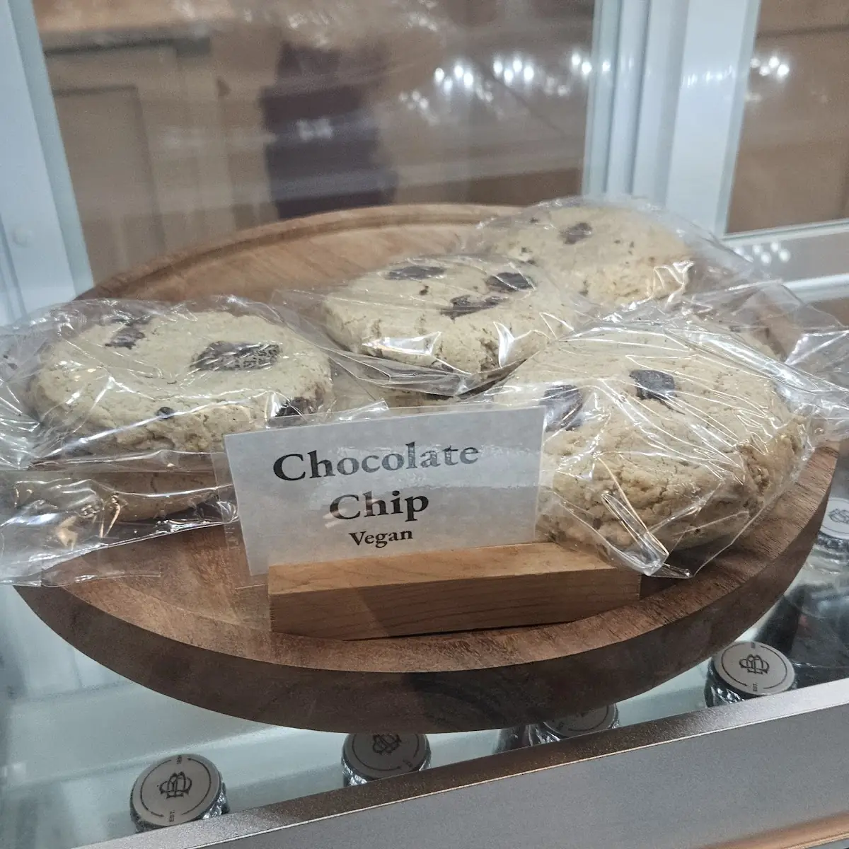 White Macadamia Nut Cookie