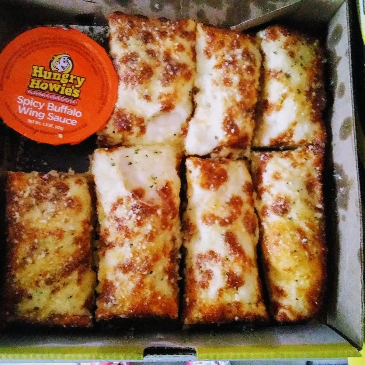 Hungry Howie's 3 Cheeser Bread Sticks