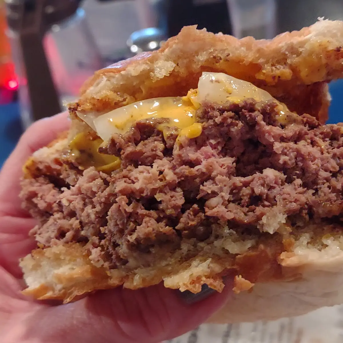Cheeseburger with Raw Onion