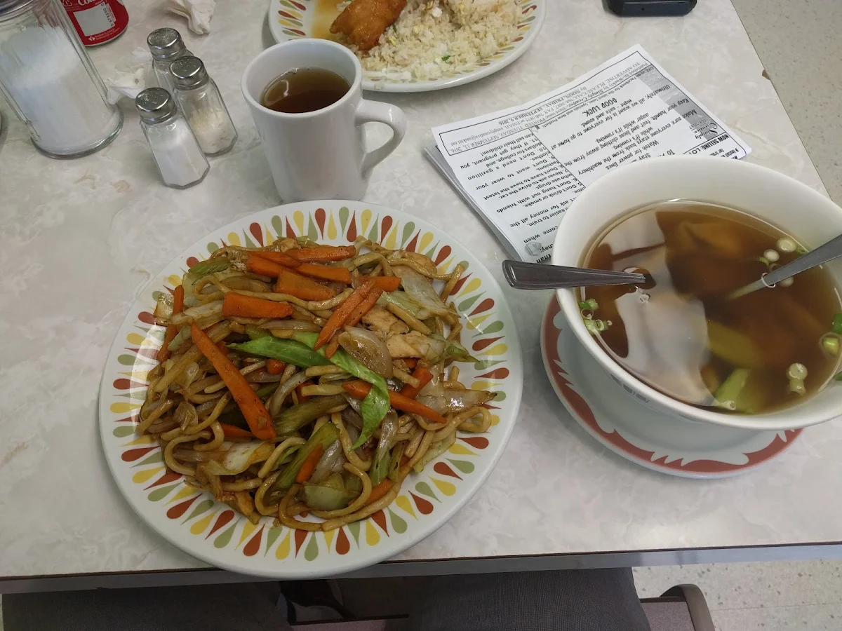 Highlights, Sing's Cafe