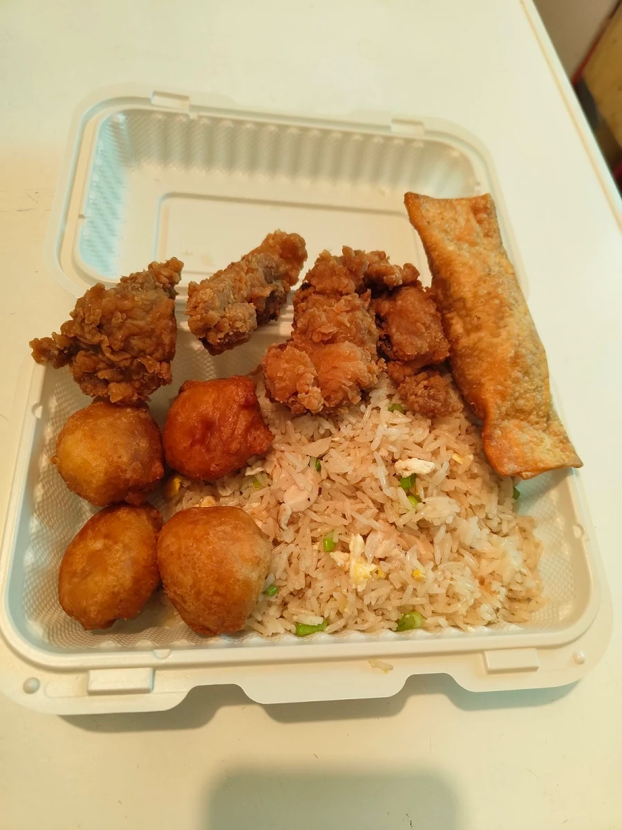 Highlights, Sing's Cafe