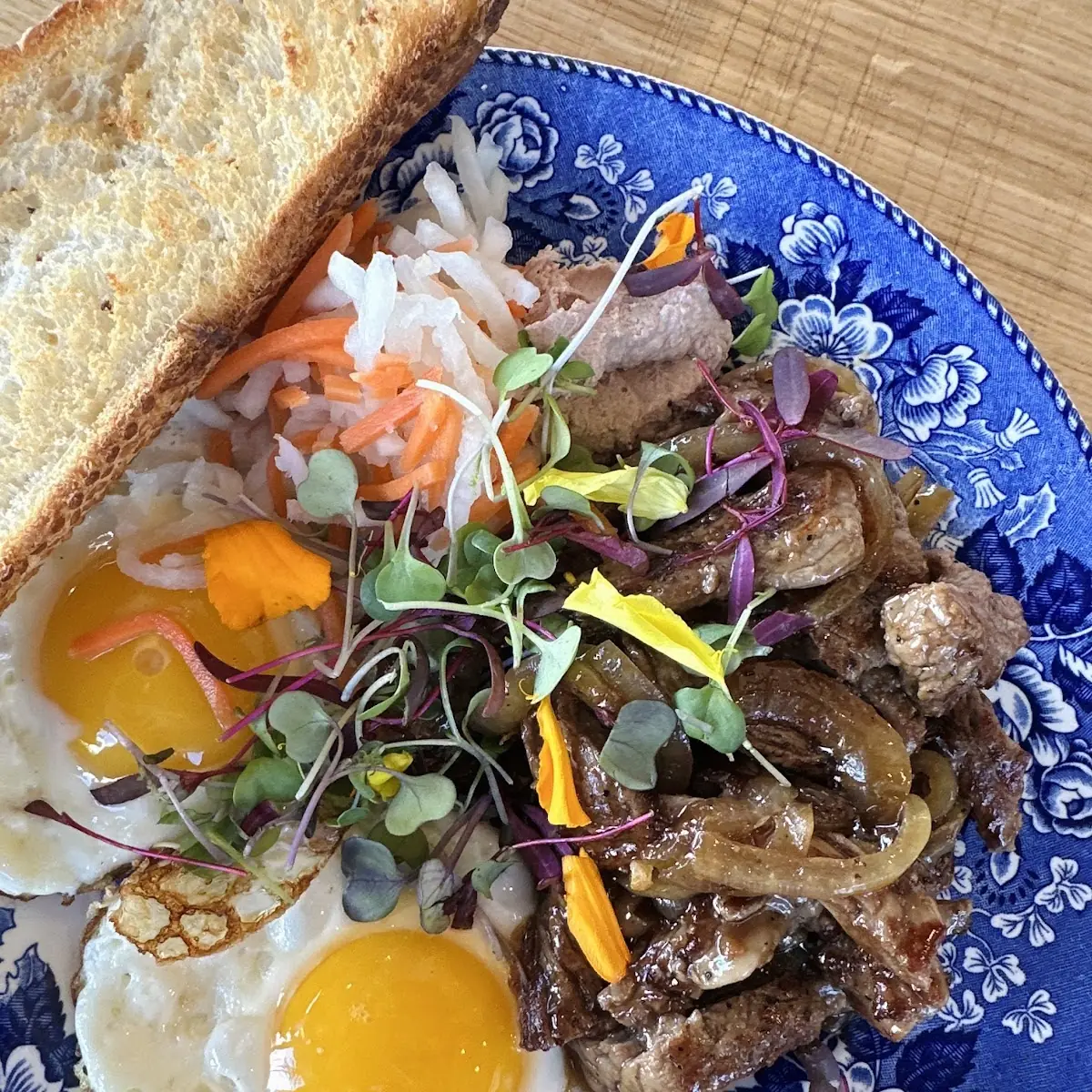 Bo NE Steak & Eggs