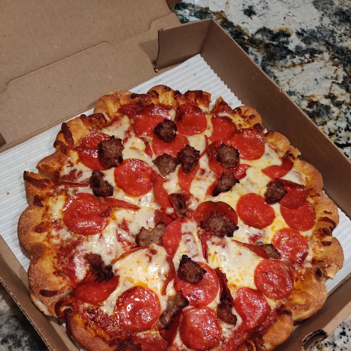 Pepperoni Pizza with Zig Zag Crust