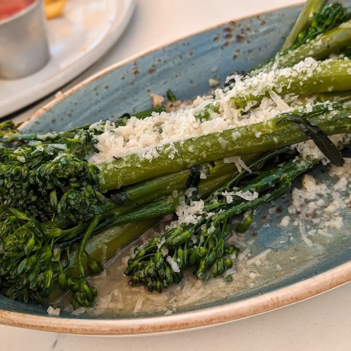 Broccoli with Garlic Sauce