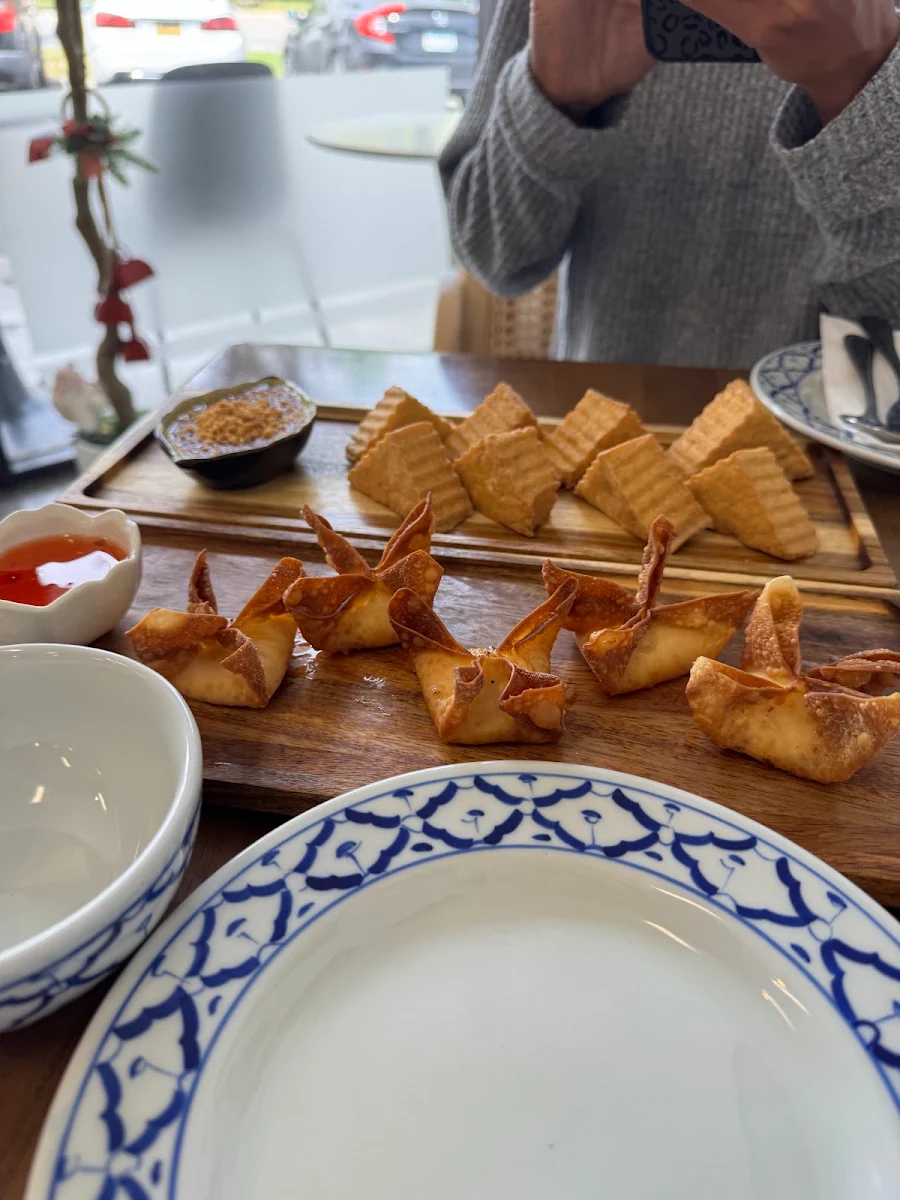 Crab Rangoon