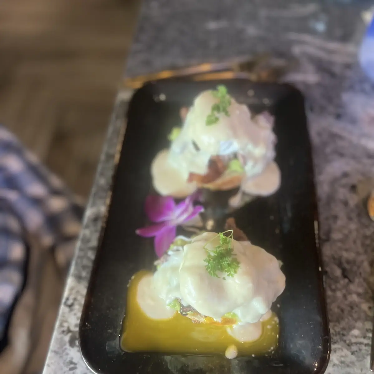 Eggs Benedict