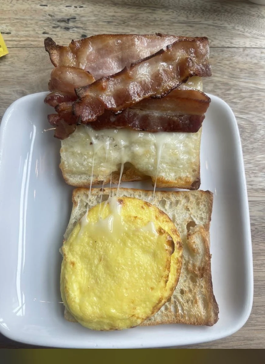 Bacon Breakfast Sandwich