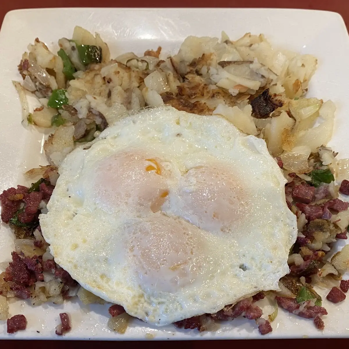 Corned Beef Hash Eggs and Hash Brown