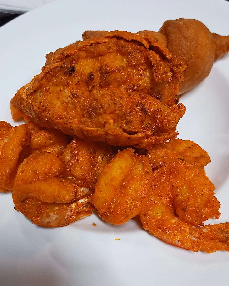 Highlights, Topaz Kitchen - North York