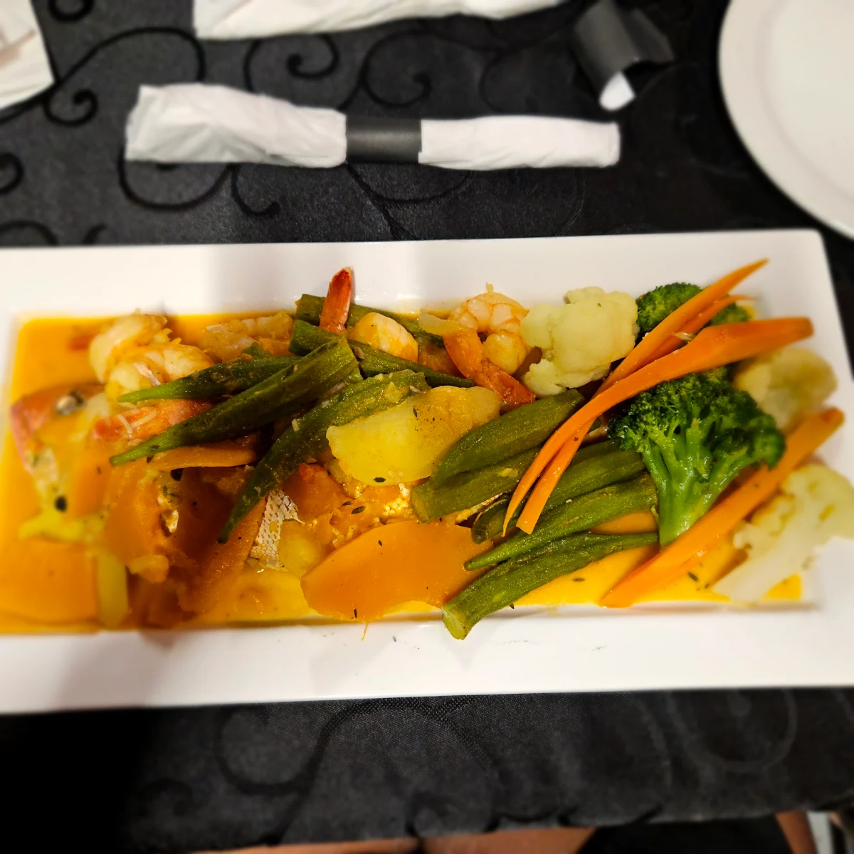 Highlights, Topaz Kitchen - North York
