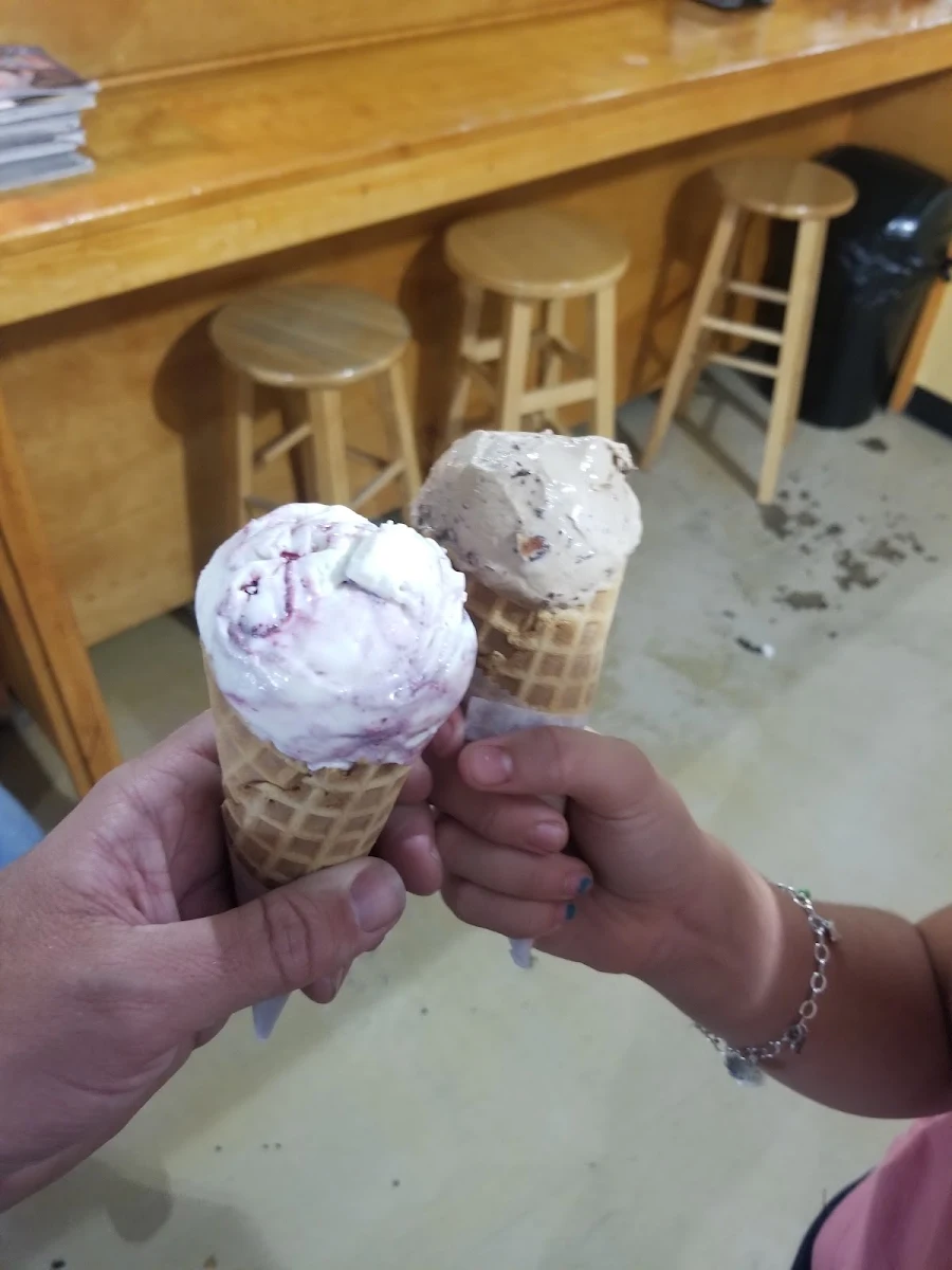 Blackberry Cheesecake and Cappuccino