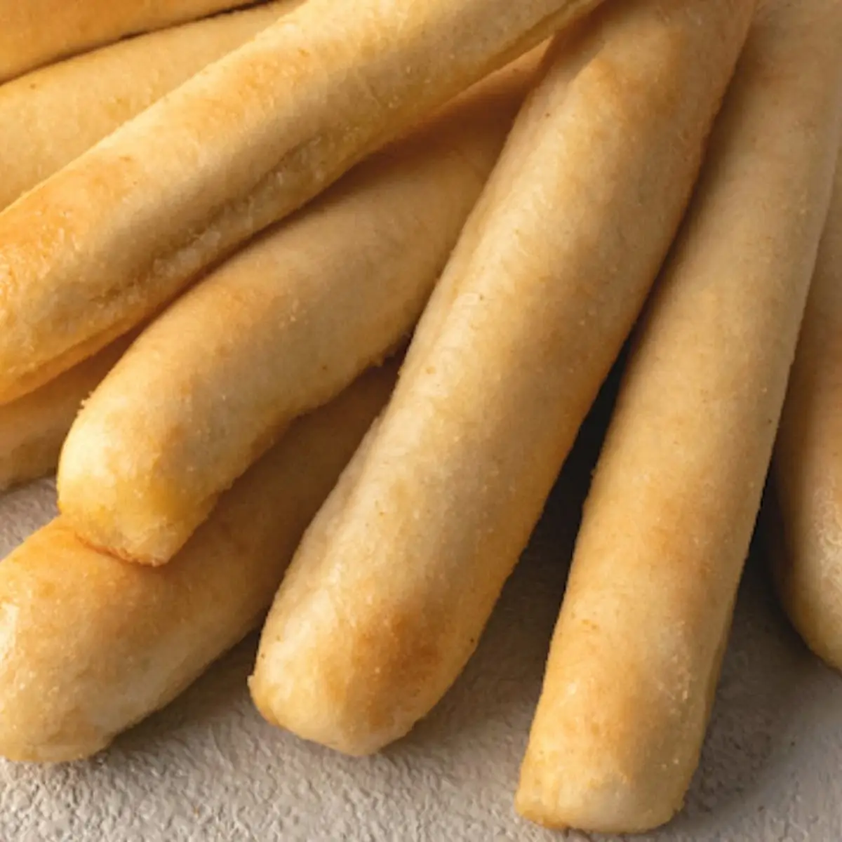 Breadsticks with No Garlic Butter