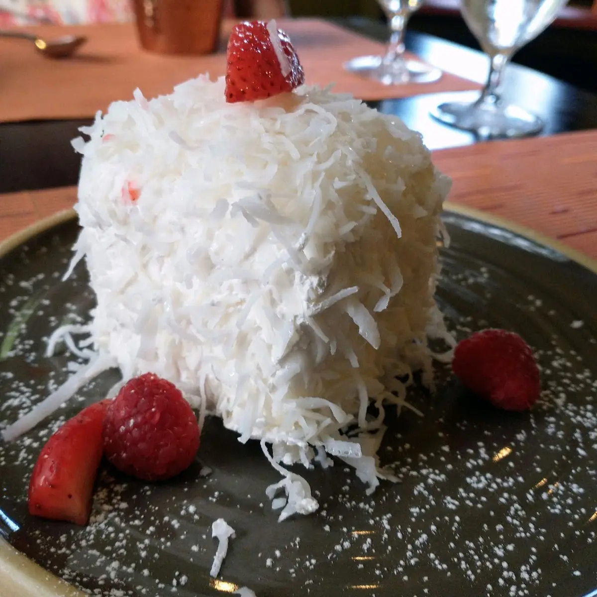 mc Coconut Cake