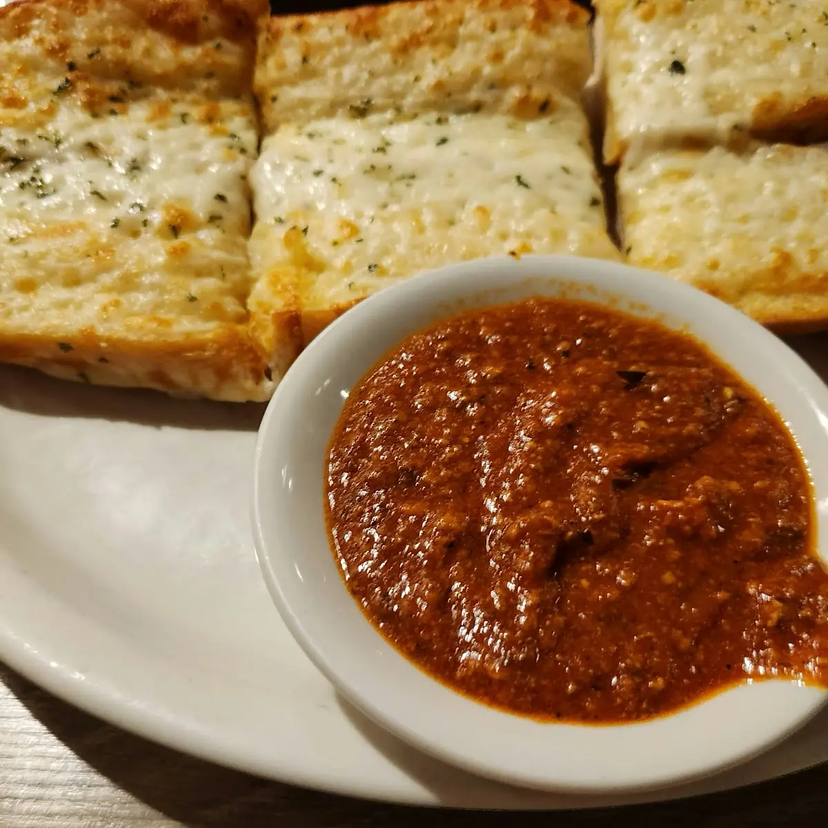 Garlic Bread with Mozzarella