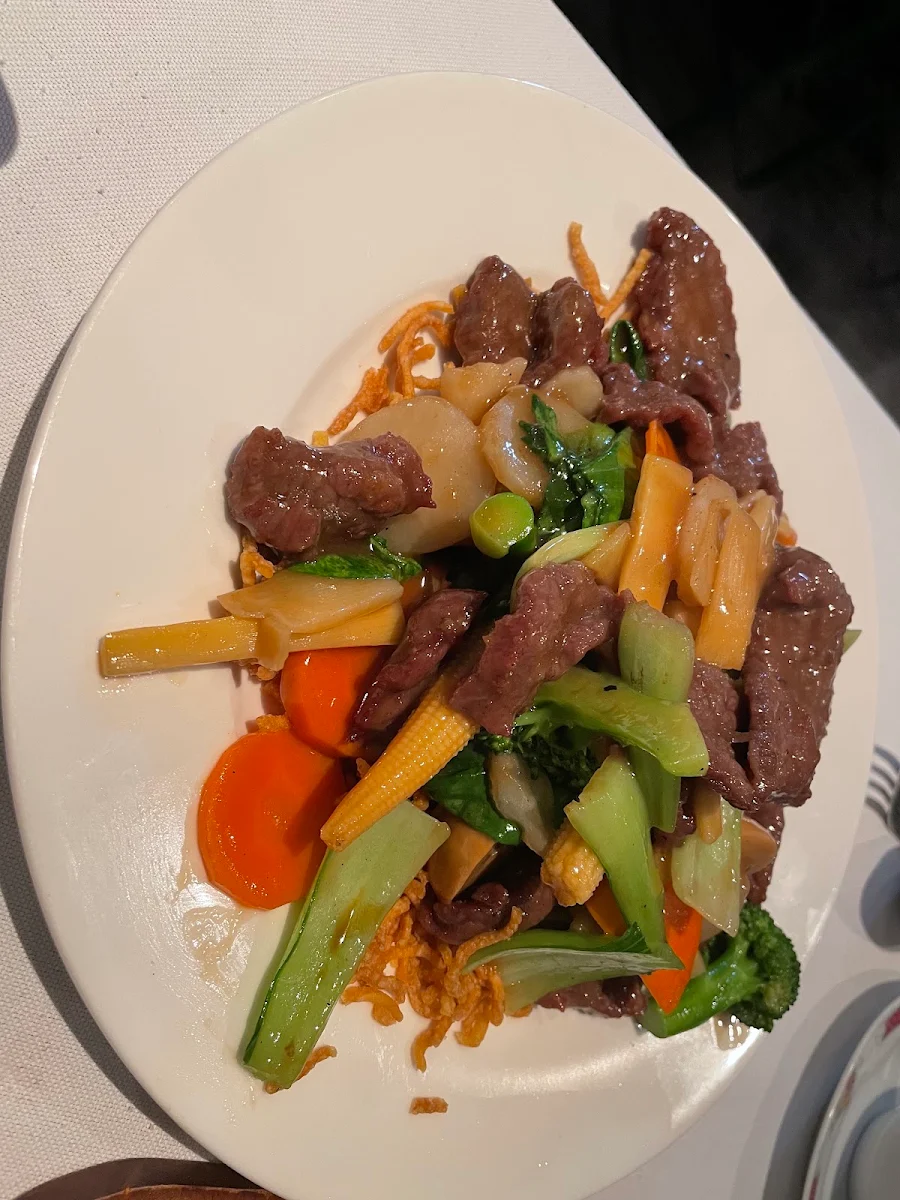 Beef Chow Mein, Jung Sarn Harbour